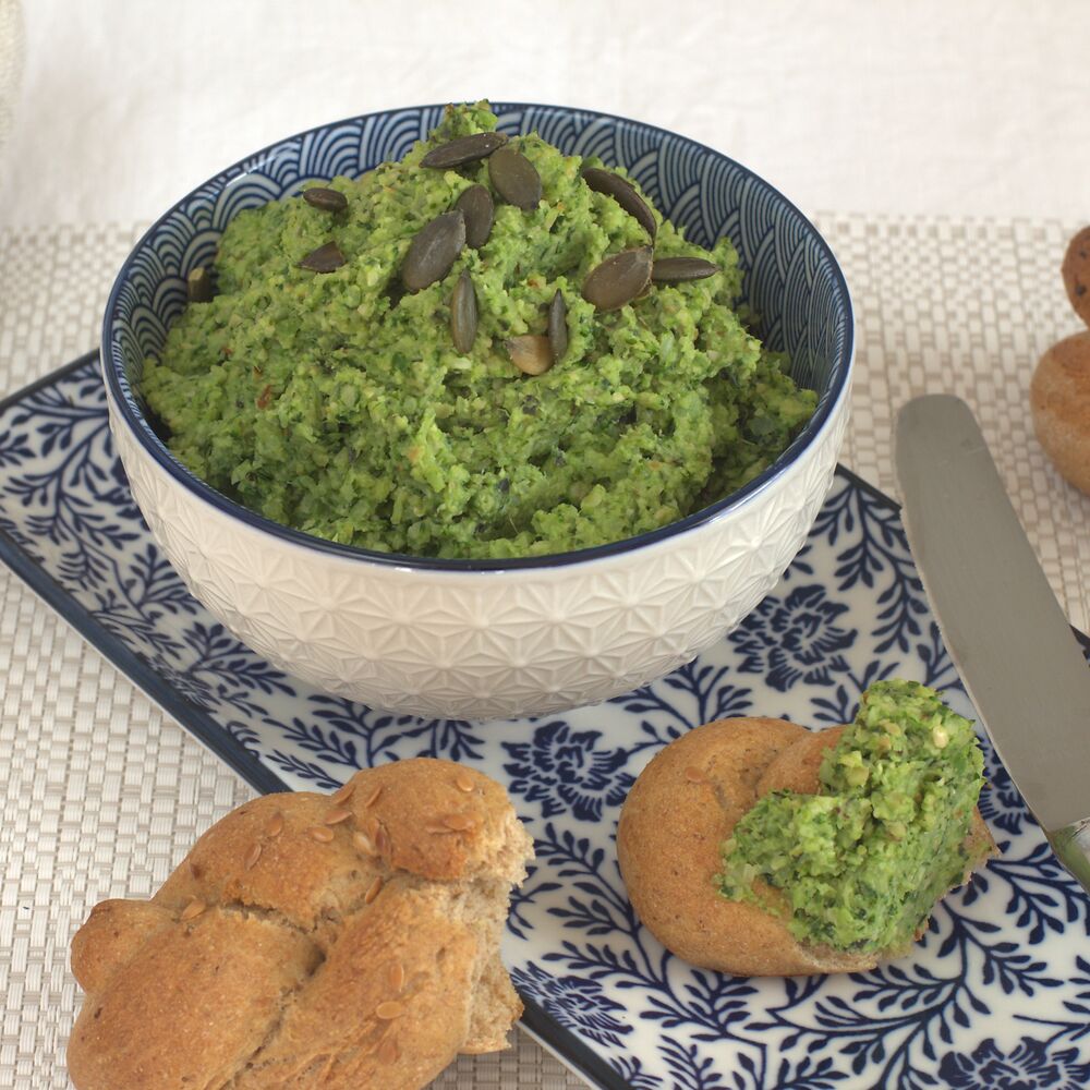 Mehr Informationen zum Thema: Brokkoli&shy;aufstrich mit Kürbis&shy;kernen